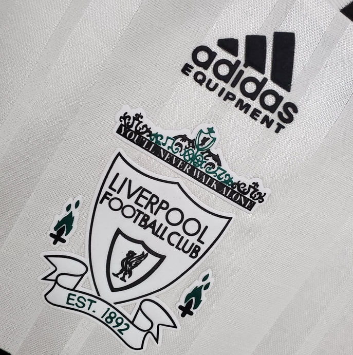 Liverpool 1993/95 Away